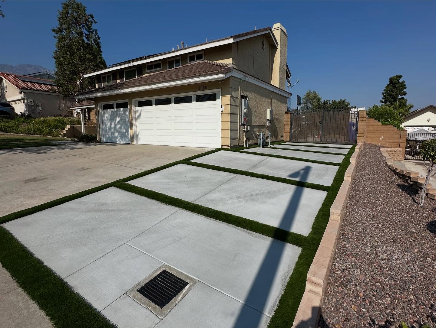 Marathon 92 & Cement Pavers Front Yard & Poolside Fontana CA Marathon Series, Inland Empire Artificial Turf Cleaning