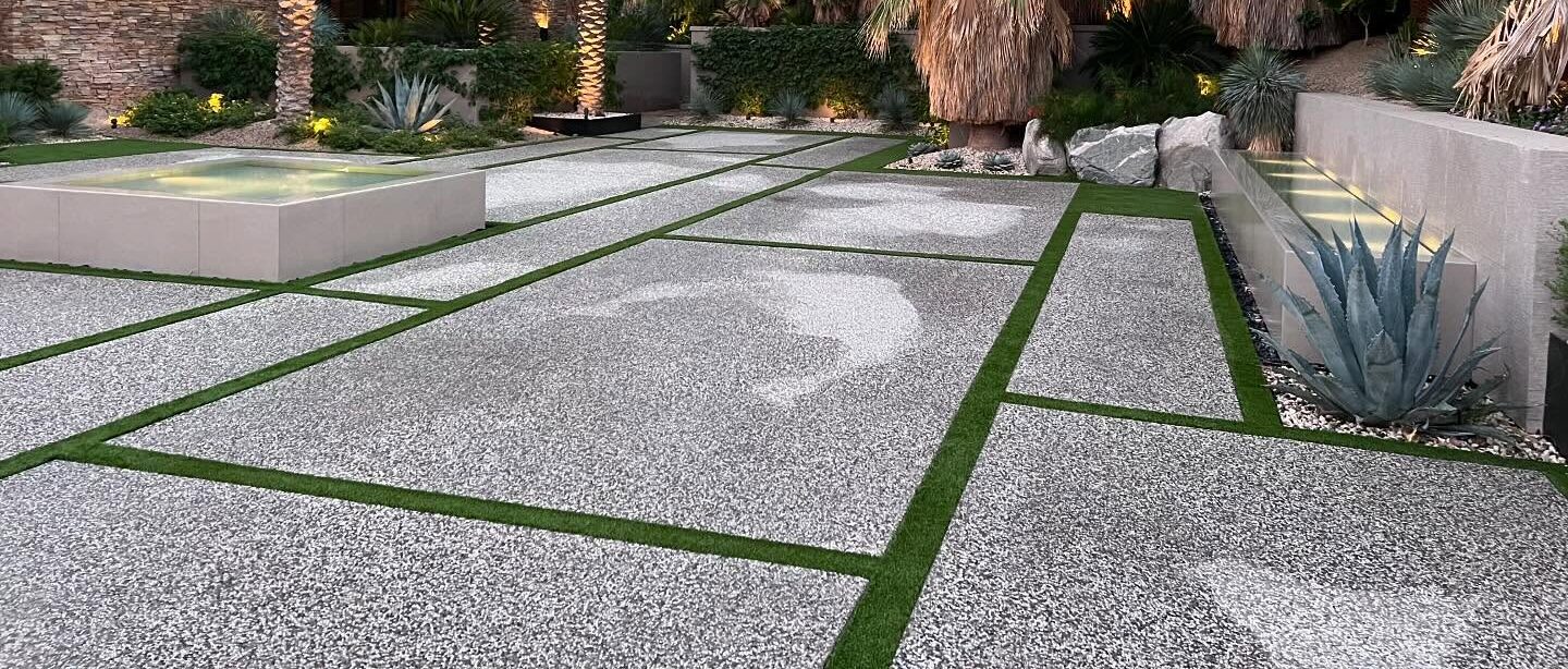 Oak Hills artificial grass Front Yard & Driveway Strips, Coachella Valley. Oak Hills Artificial Grass, Inland Empire Artificial Turf Cleaning